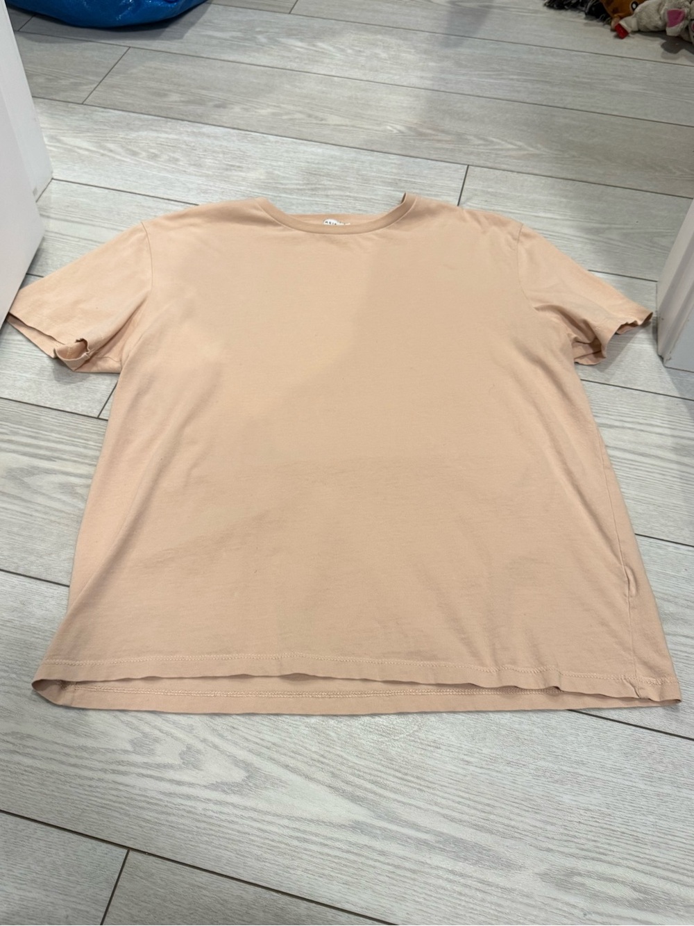 REISS large cotton short sleeve tee peach nude beige casual neutral minimalist